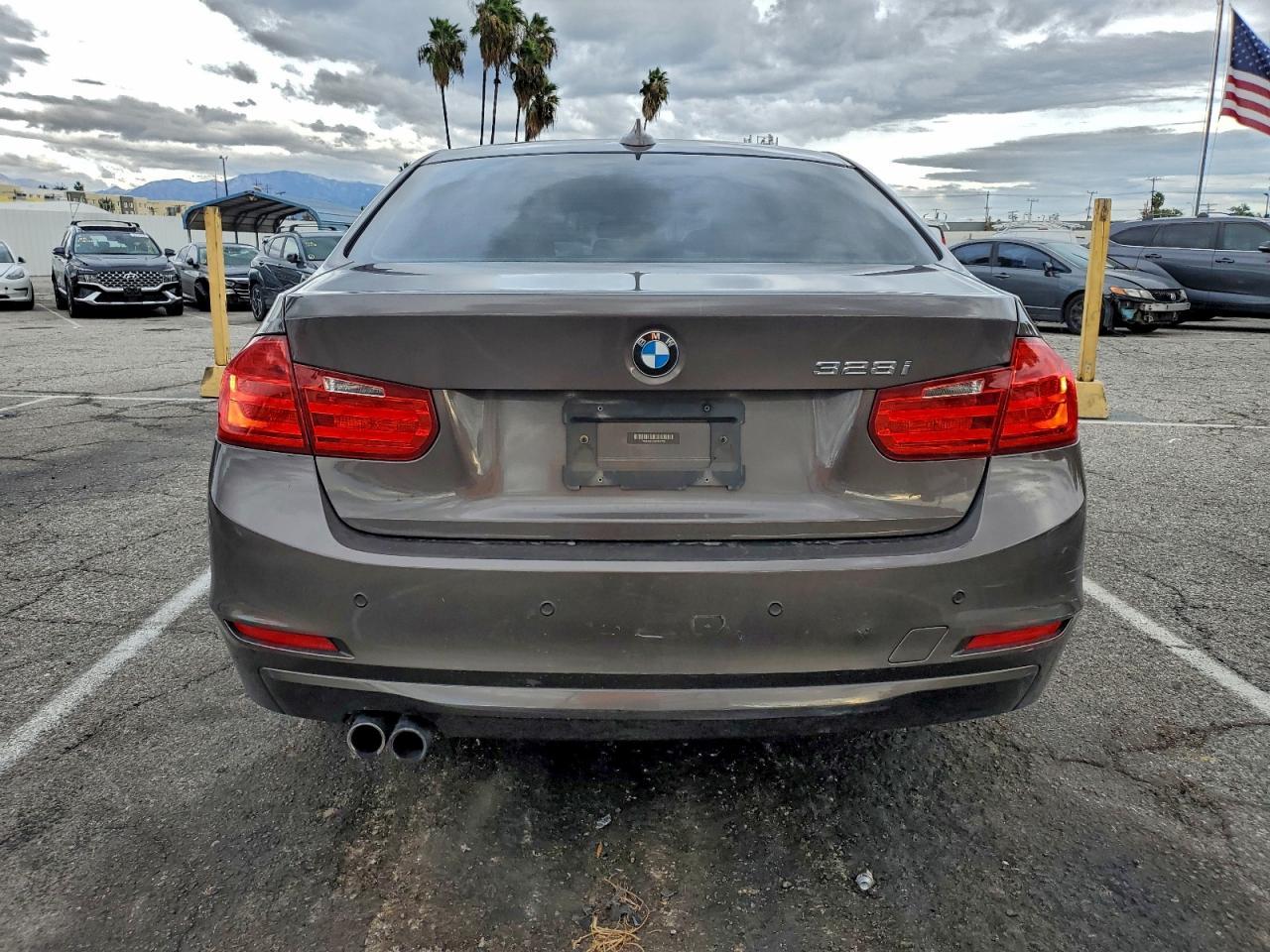 2013 BMW 3 SERIES