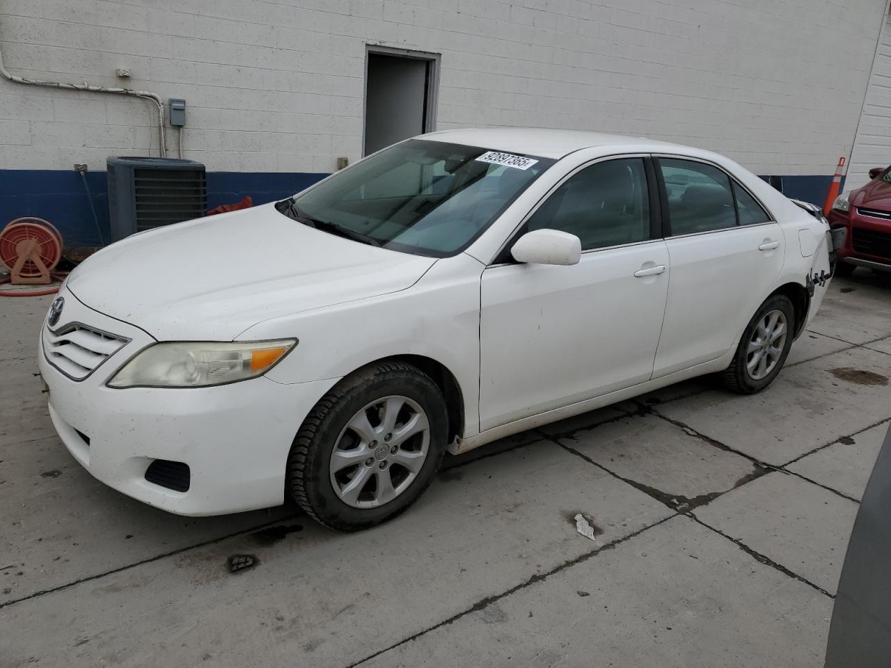 2011 TOYOTA CAMRY