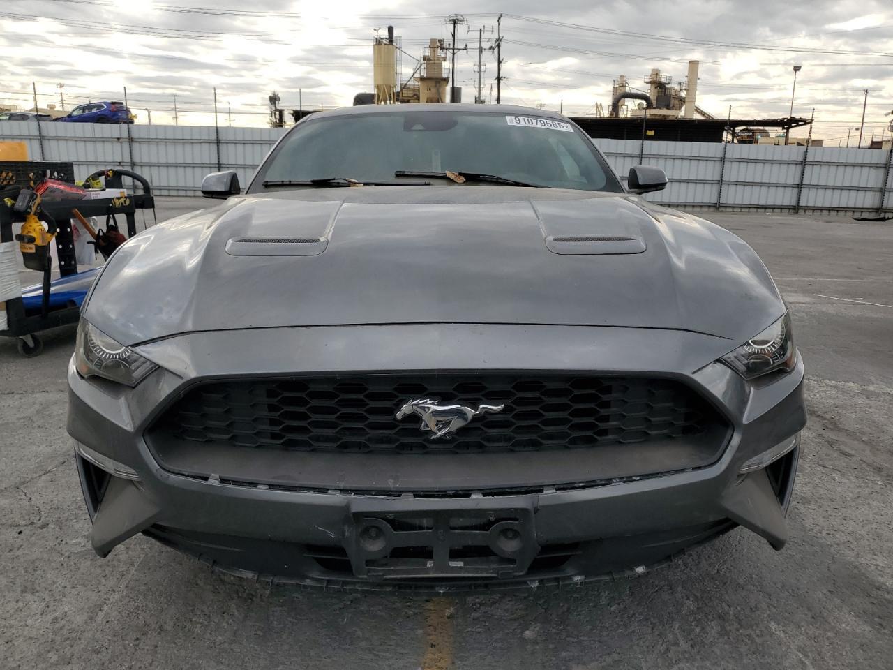 2022 FORD MUSTANG