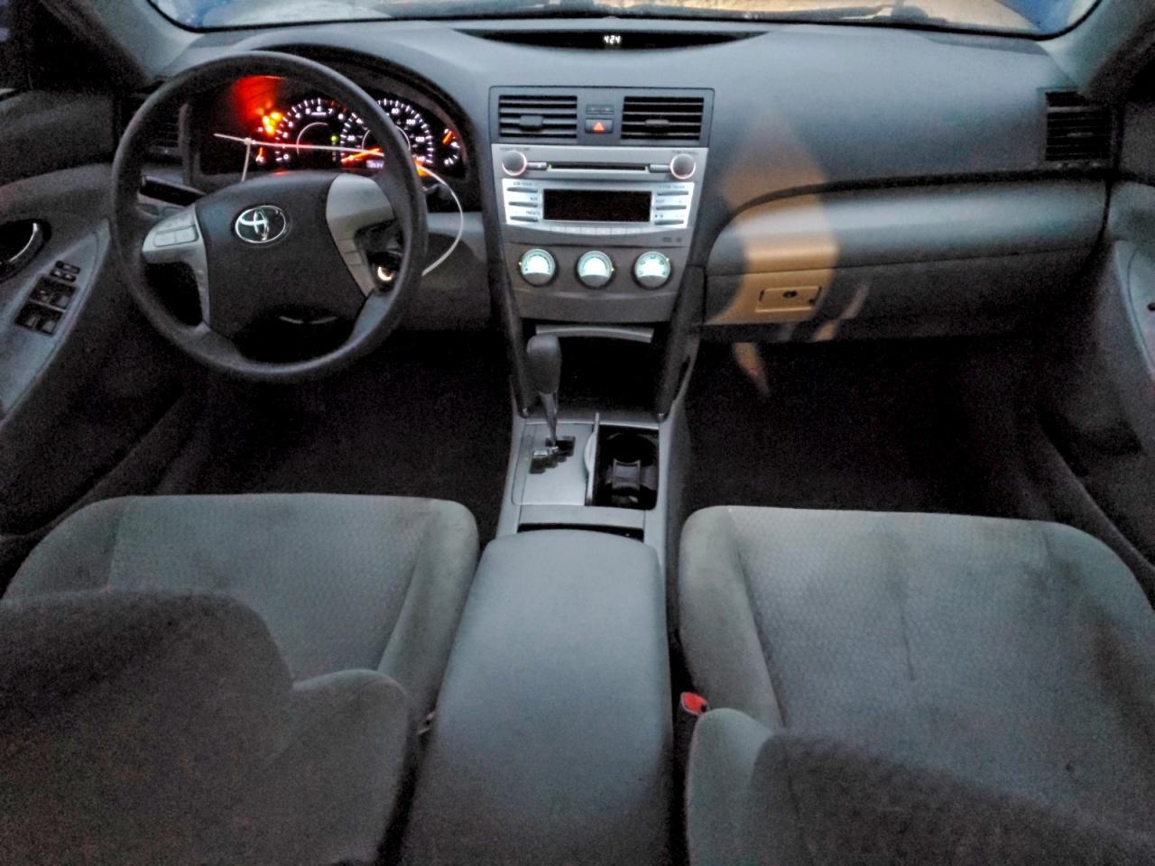 2010 TOYOTA CAMRY