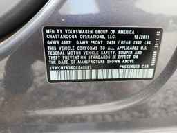 2012 VOLKSWAGEN Passat