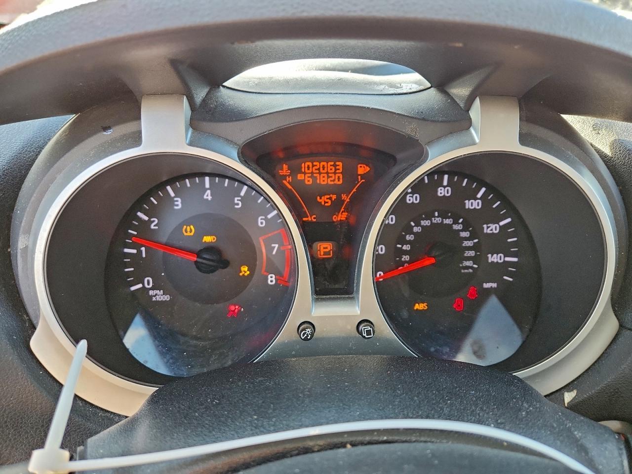 2015 NISSAN Juke