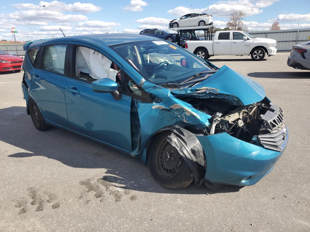 2016 NISSAN Versa Note