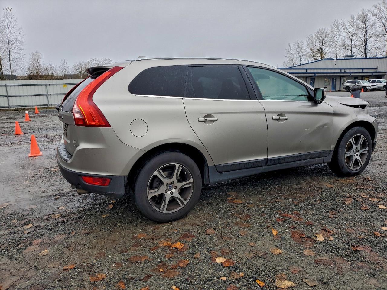 2012 VOLVO XC60