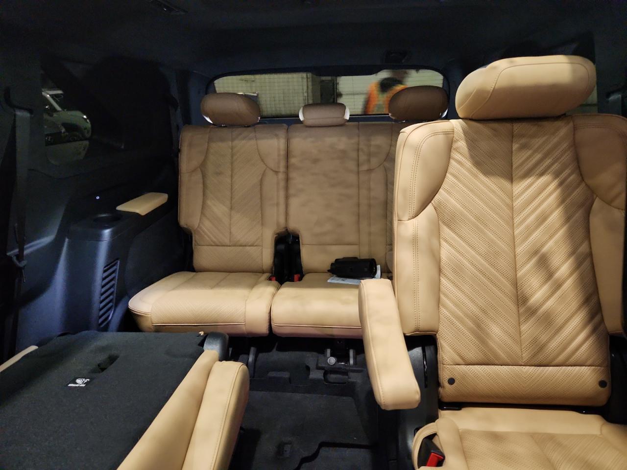 2025 CADILLAC ESCALADE