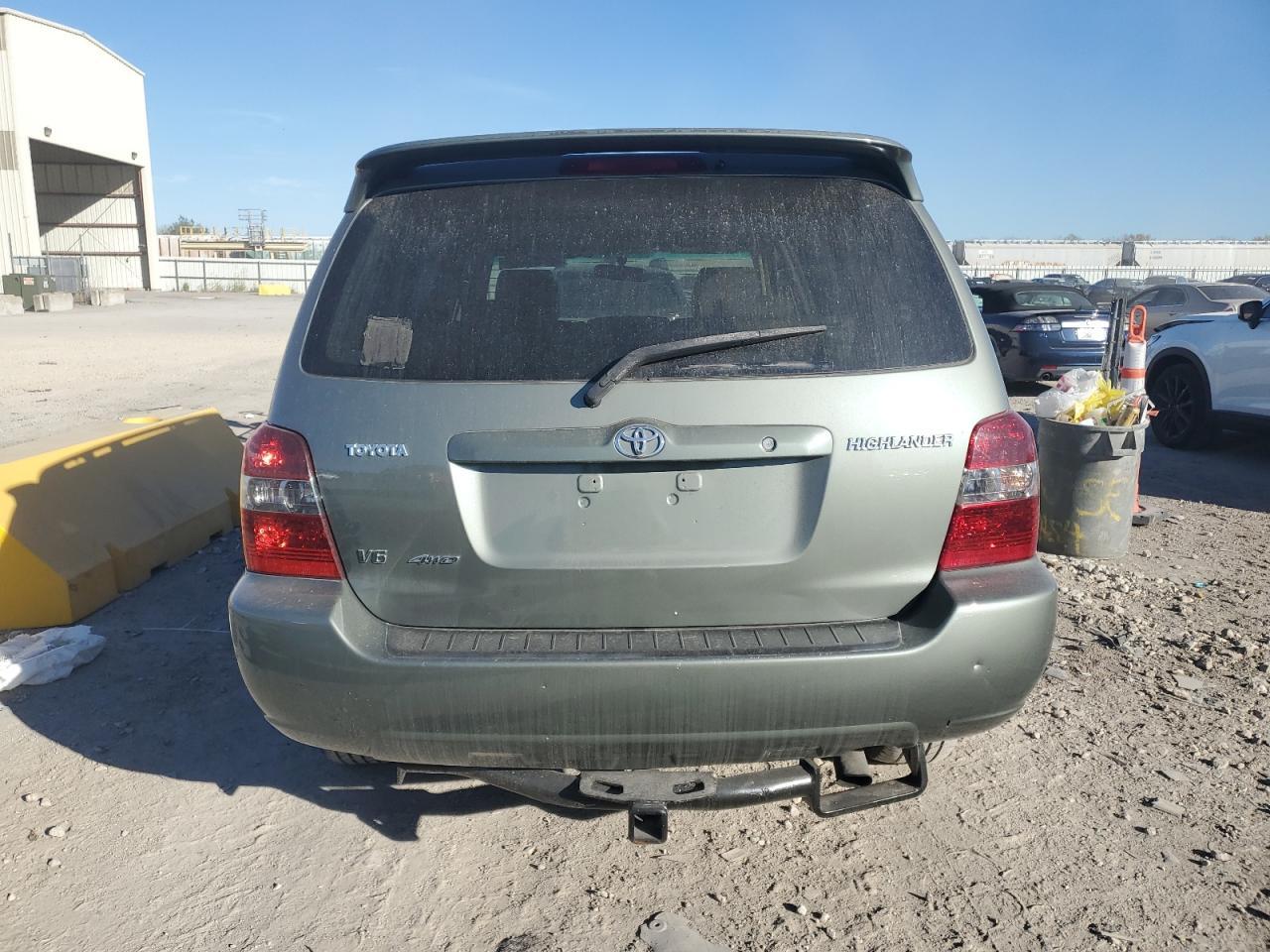 2006 TOYOTA HIGHLANDER