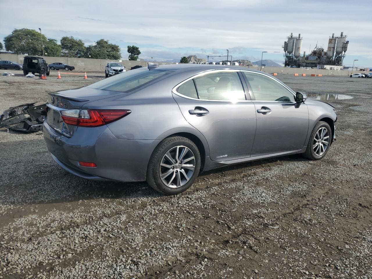 2016 LEXUS ES 300H