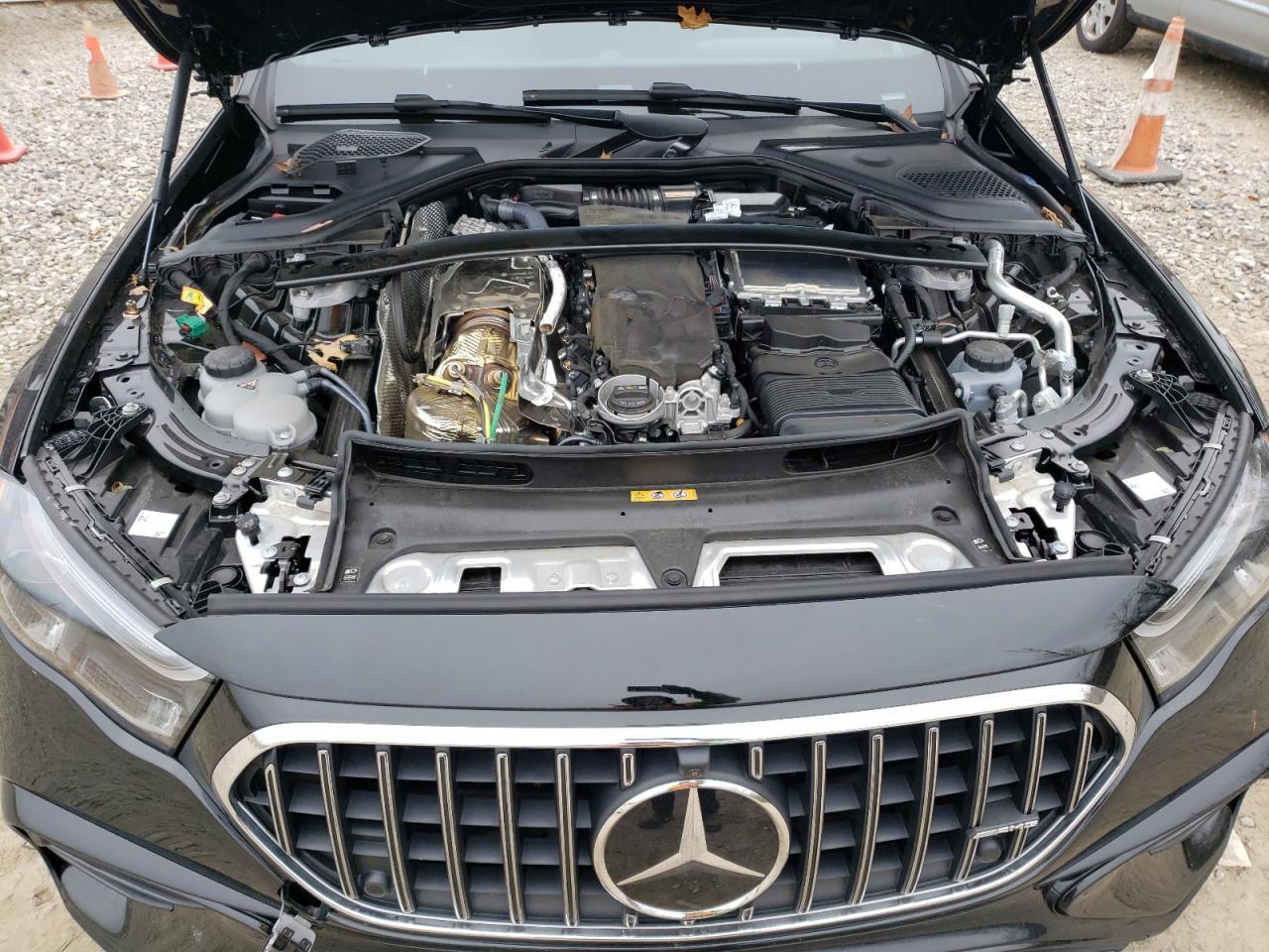 2025 MERCEDES-BENZ E-Class