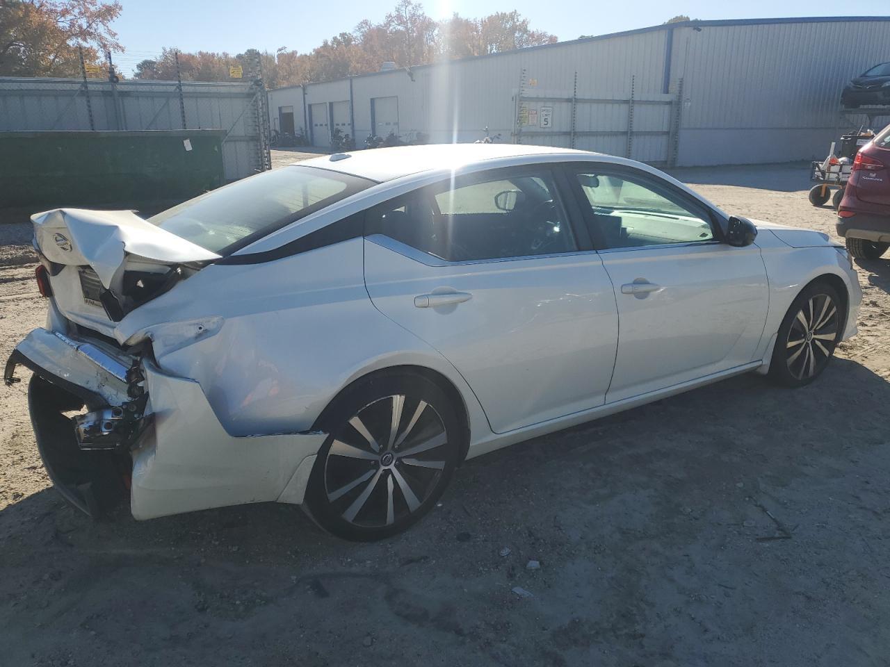 2019 NISSAN ALTIMA
