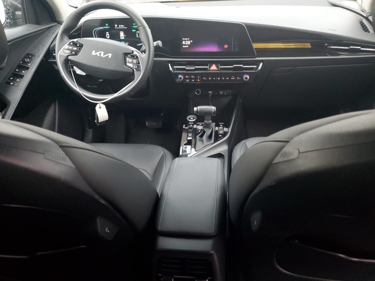 2024 KIA Niro