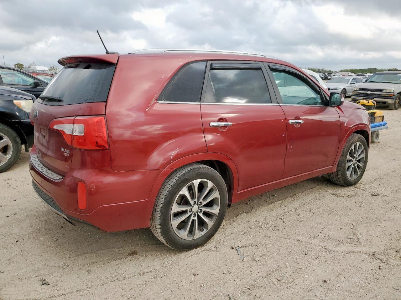 2014 KIA SORENTO