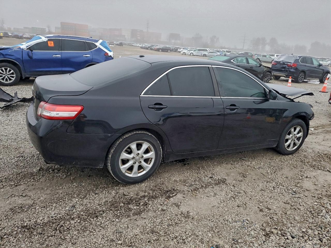 2011 TOYOTA CAMRY