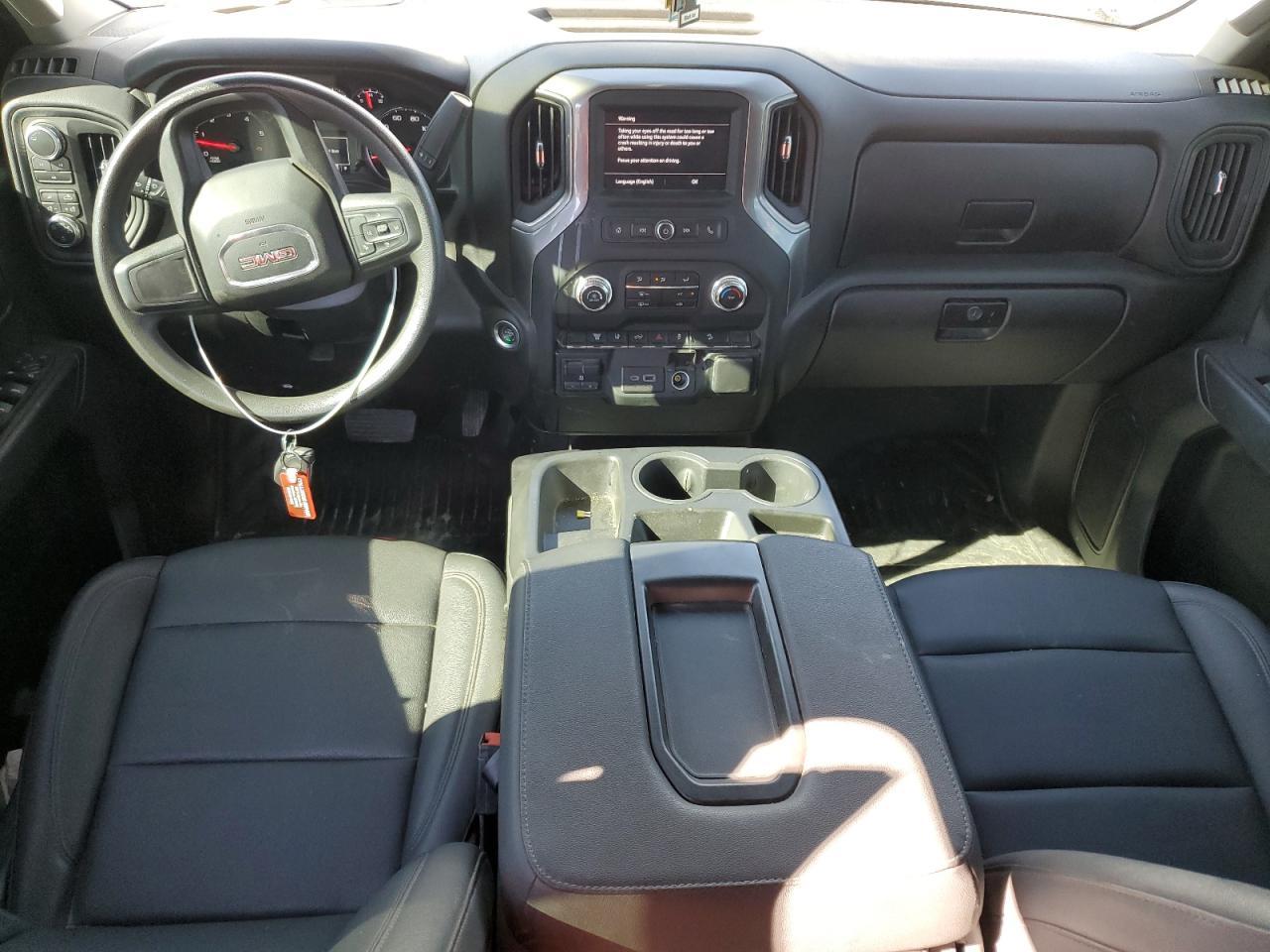 2024 GMC Sierra