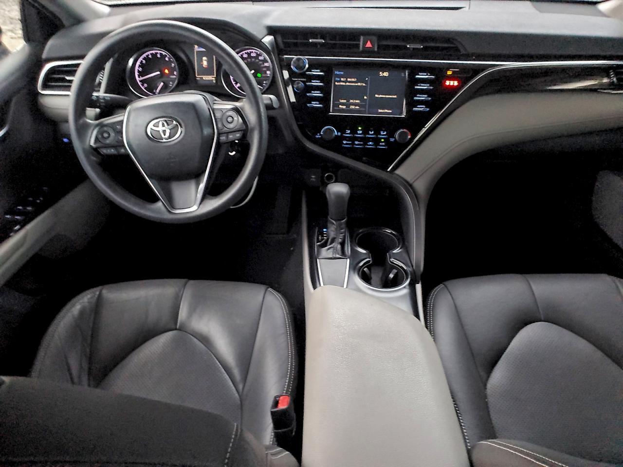 2018 TOYOTA CAMRY