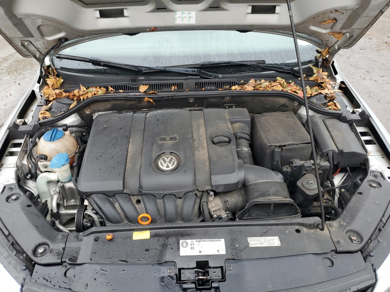 2012 VOLKSWAGEN JETTA