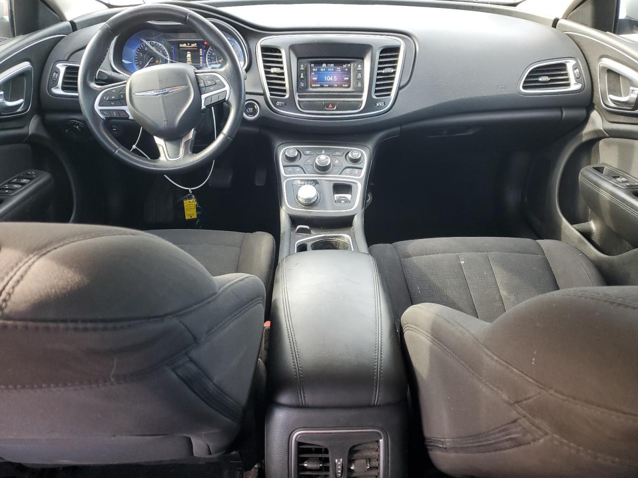 2016 CHRYSLER 200