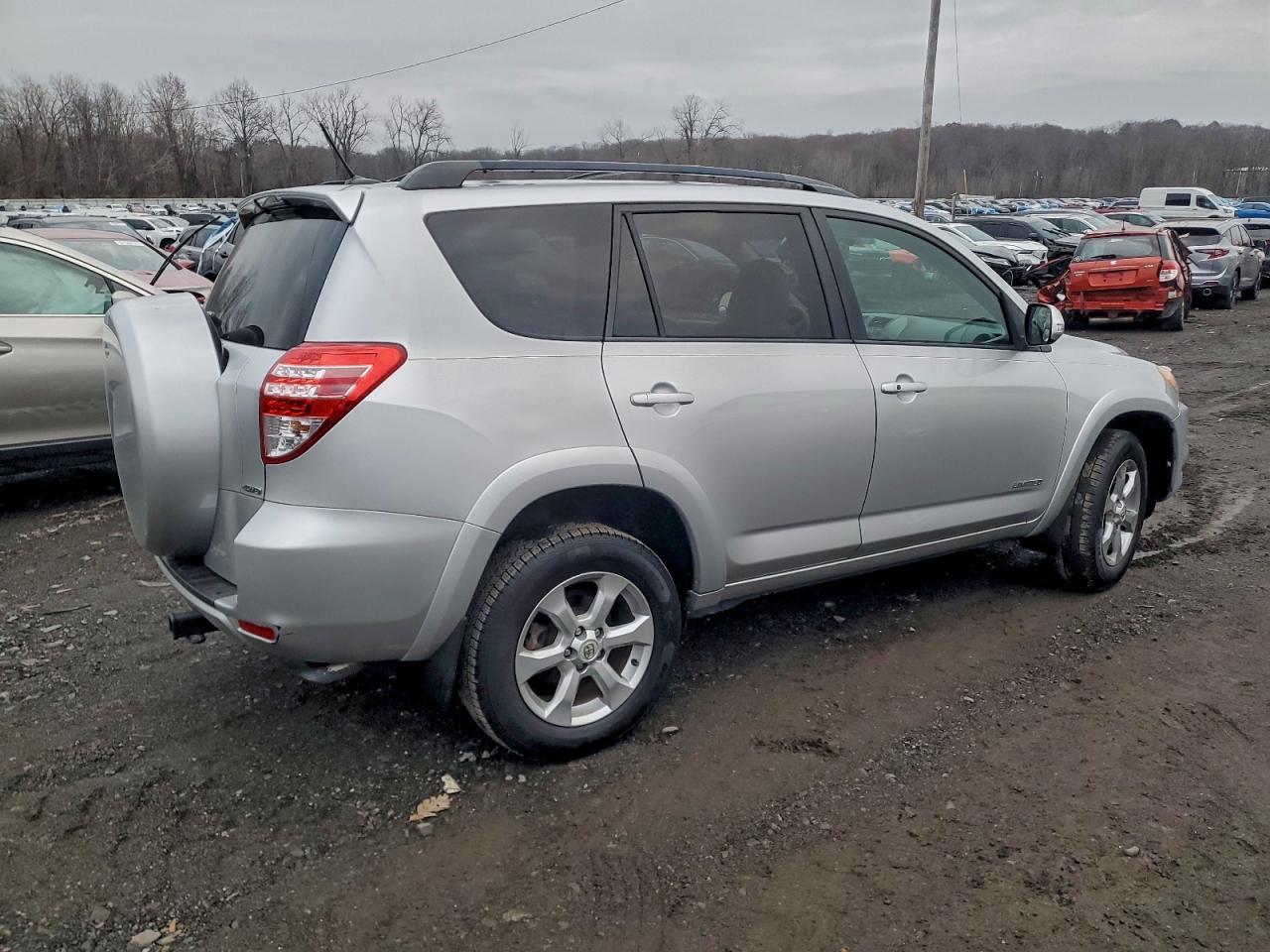 2010 TOYOTA RAV4