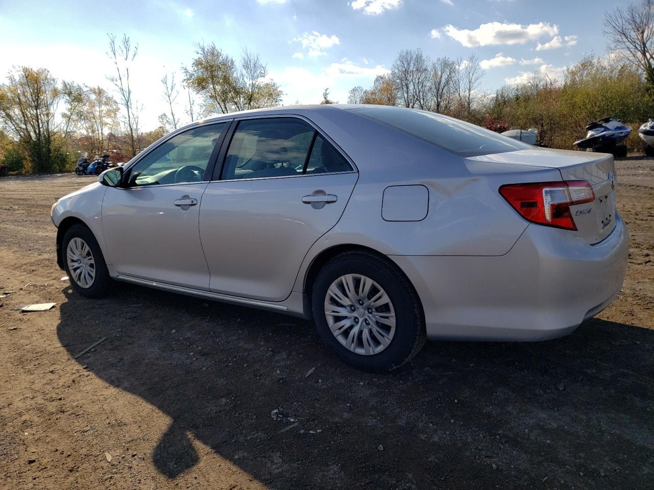 2013 TOYOTA CAMRY