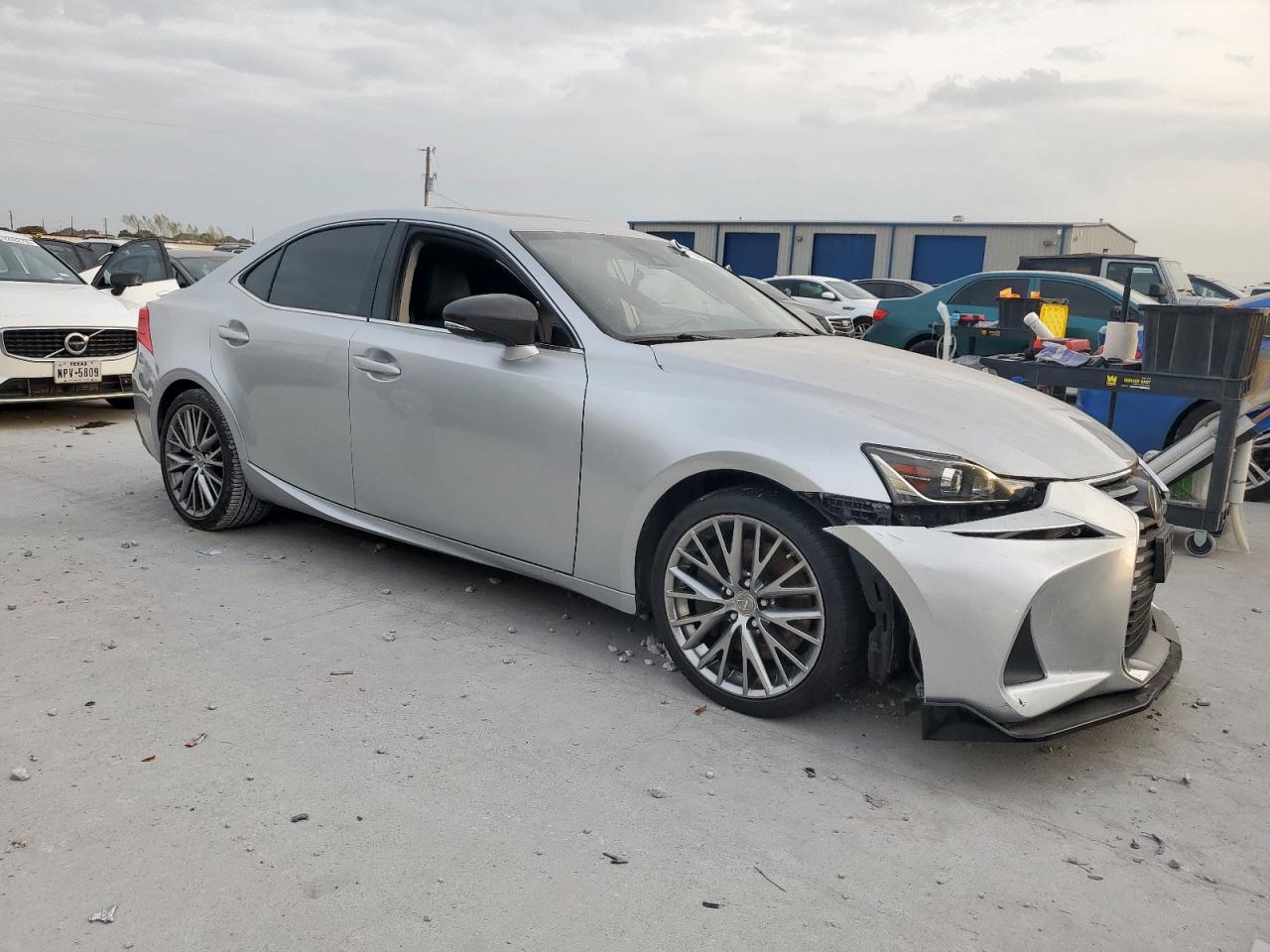 2017 LEXUS IS 200t