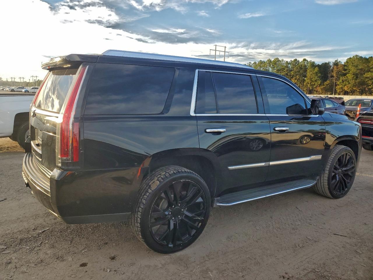 2019 CADILLAC ESCALADE