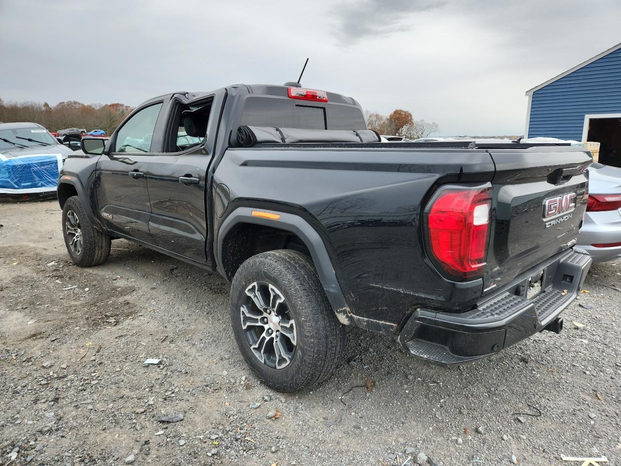 2023 GMC CANYON