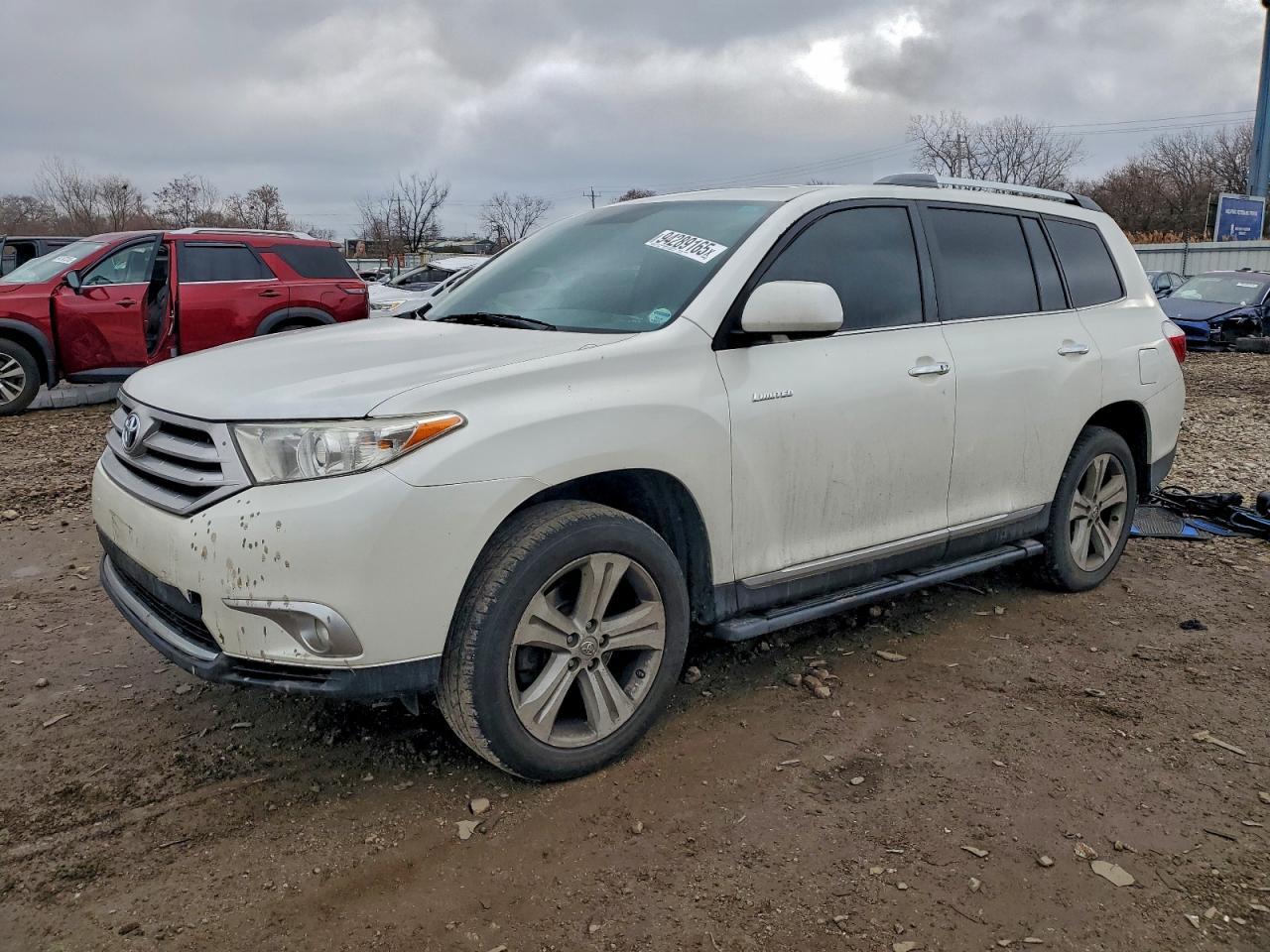 2013 TOYOTA HIGHLANDER
