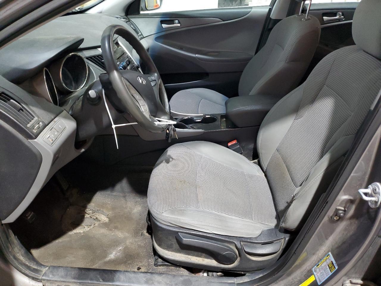 2011 HYUNDAI SONATA