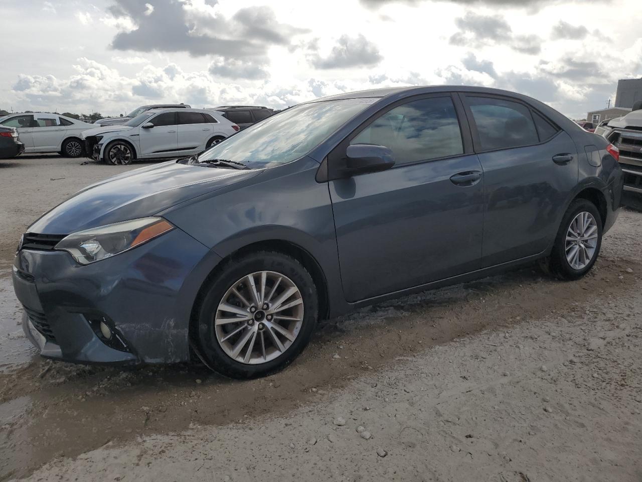 2015 TOYOTA COROLLA