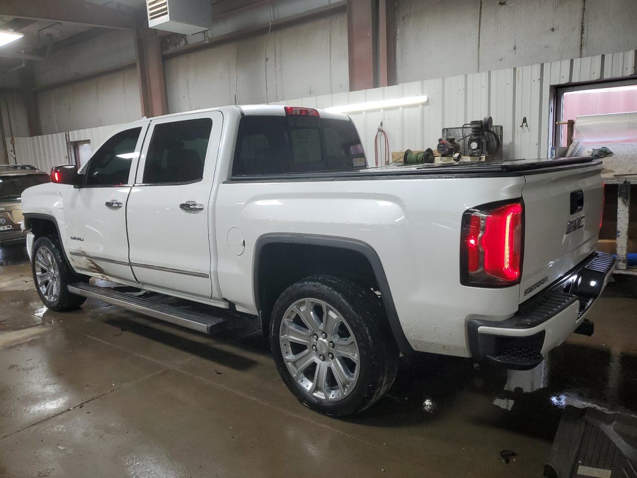 2018 GMC Sierra