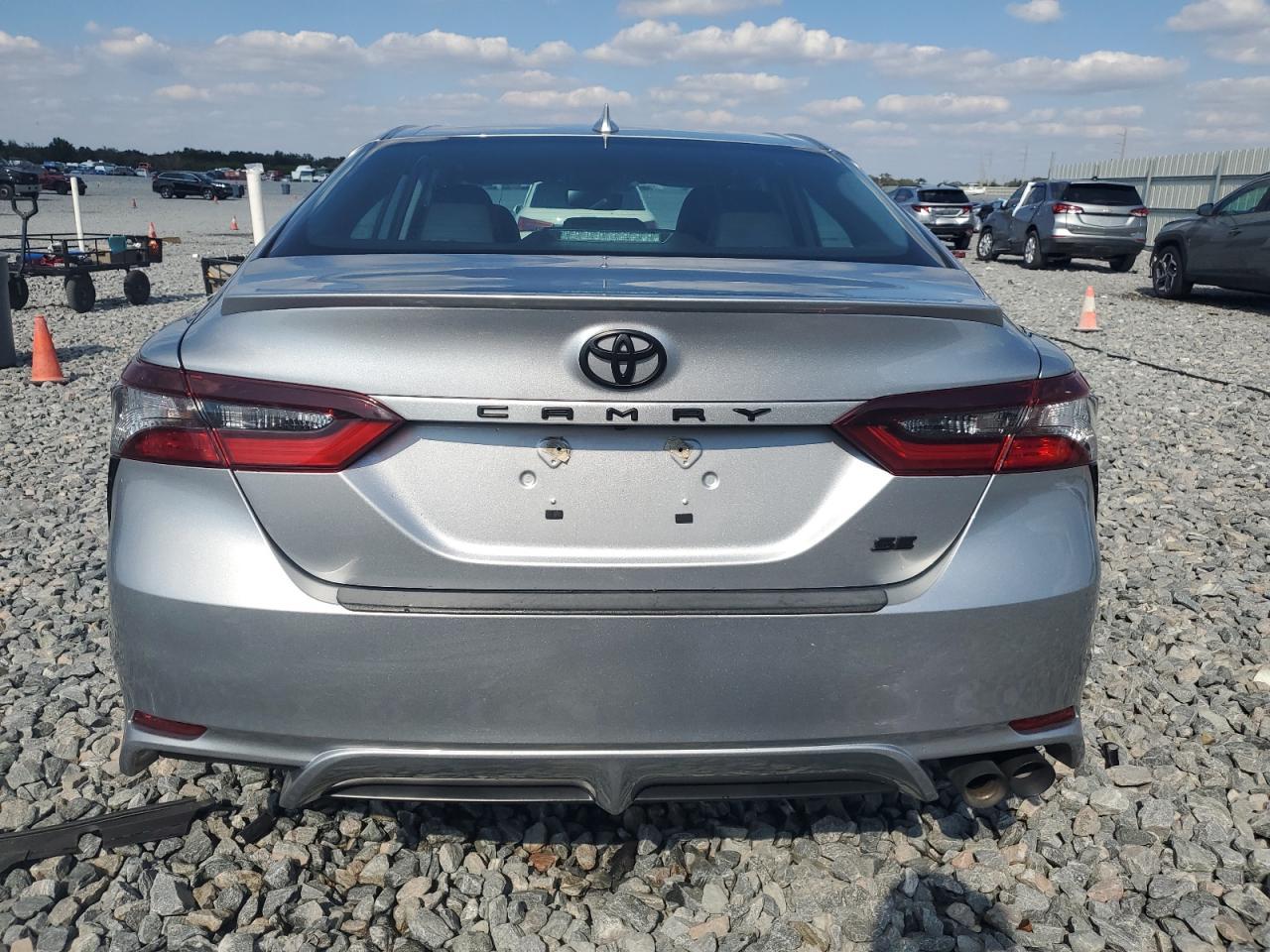 2024 TOYOTA CAMRY