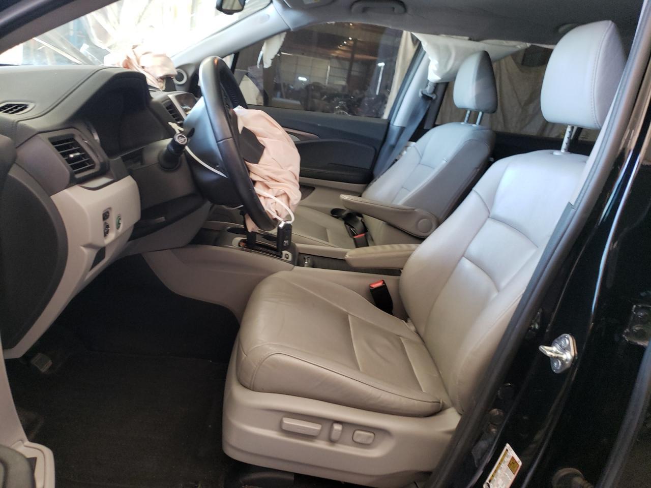 2017 HONDA PILOT