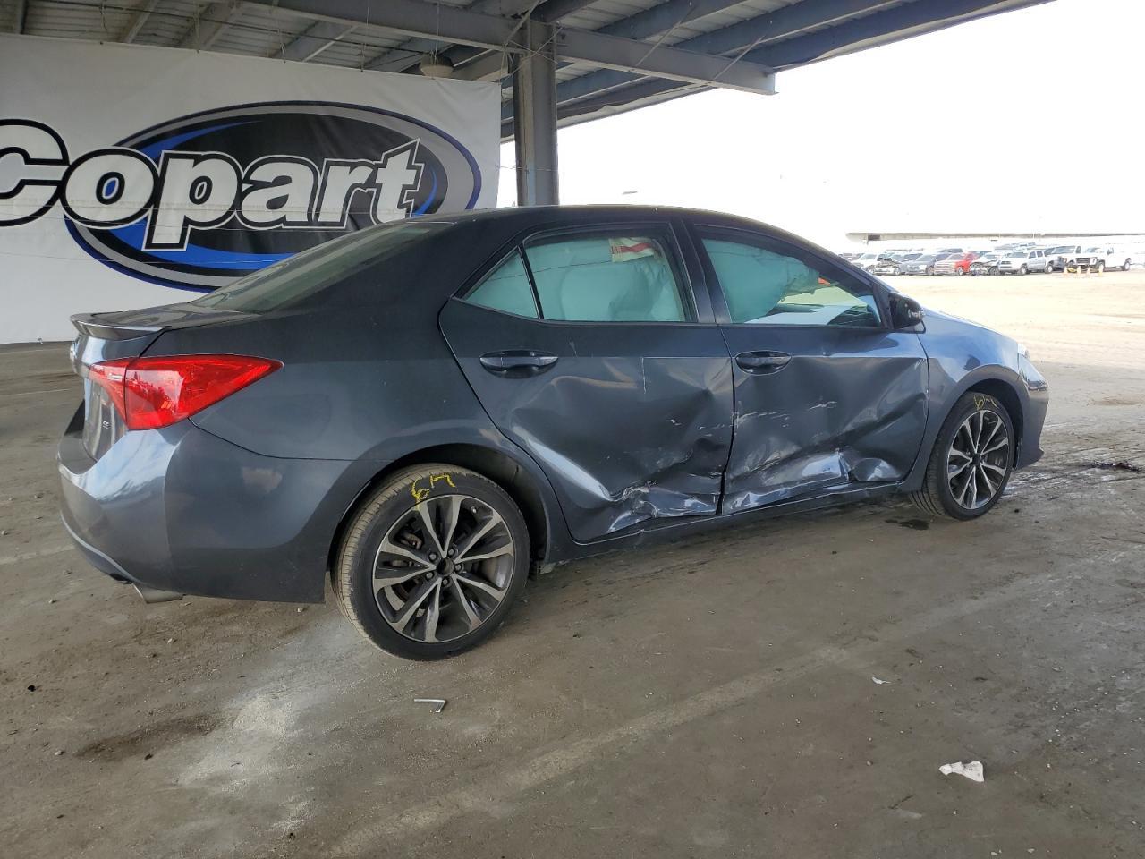 2017 TOYOTA COROLLA