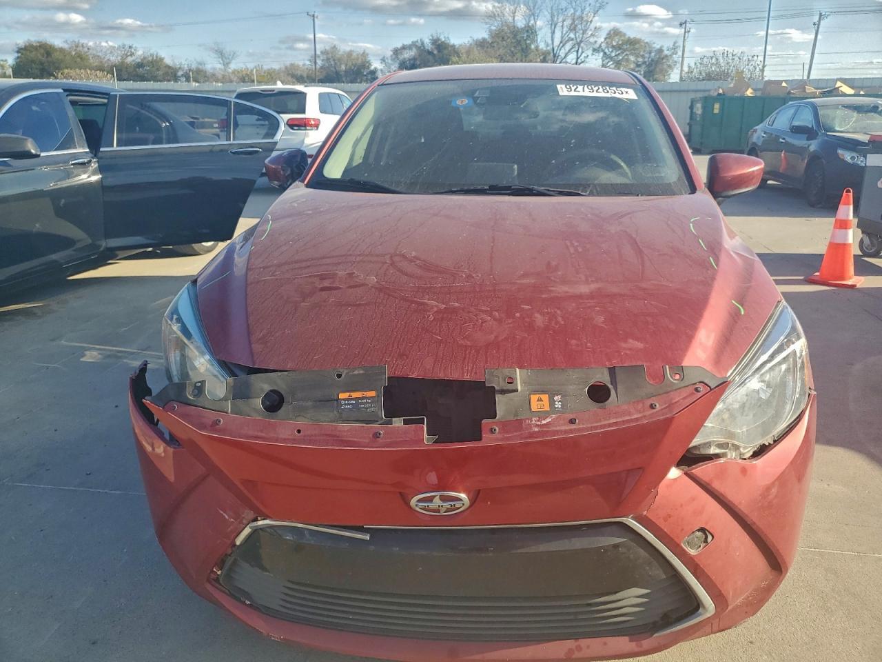 2016 TOYOTA SCION