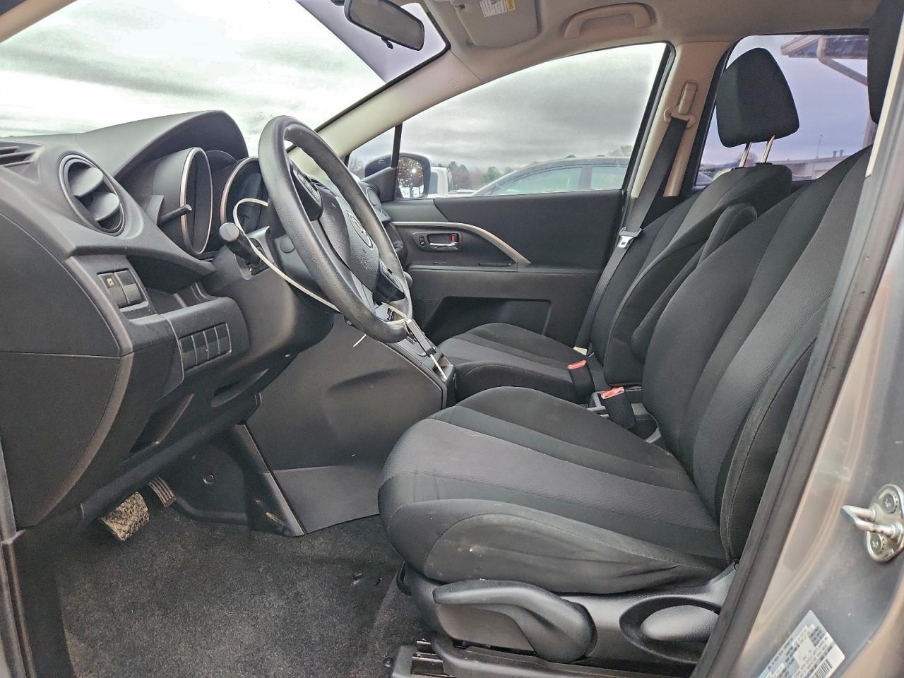 2013 MAZDA 5