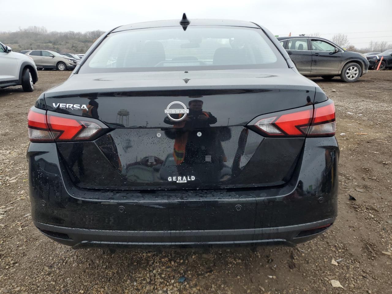 2025 NISSAN VERSA