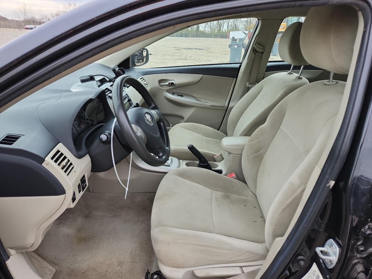 2012 TOYOTA COROLLA