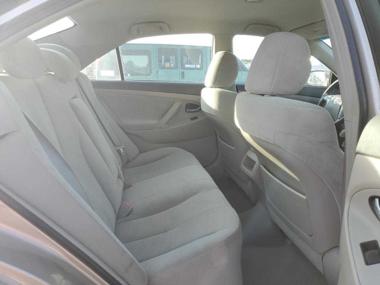 2009 TOYOTA CAMRY