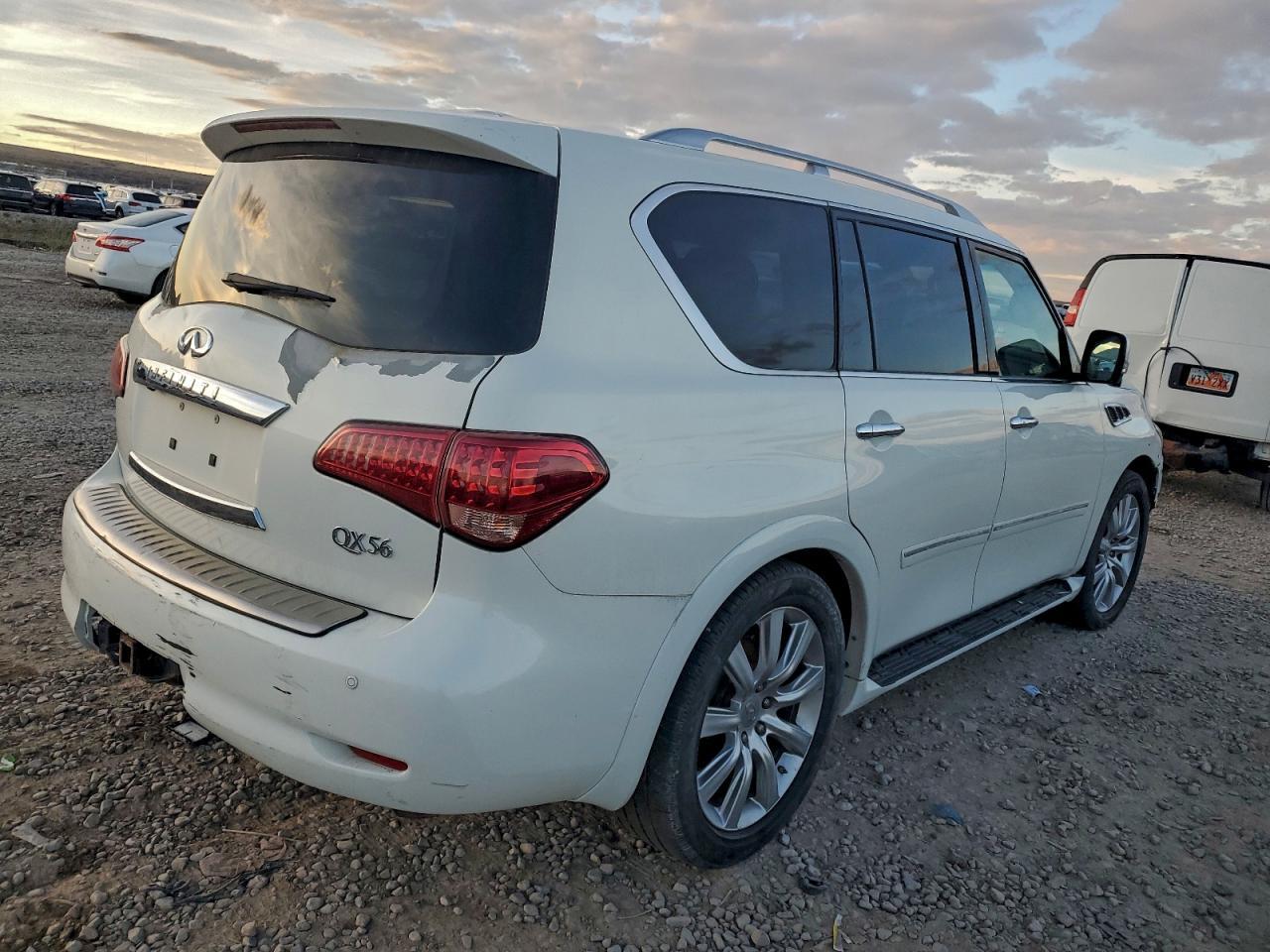 2011 INFINITI QX56