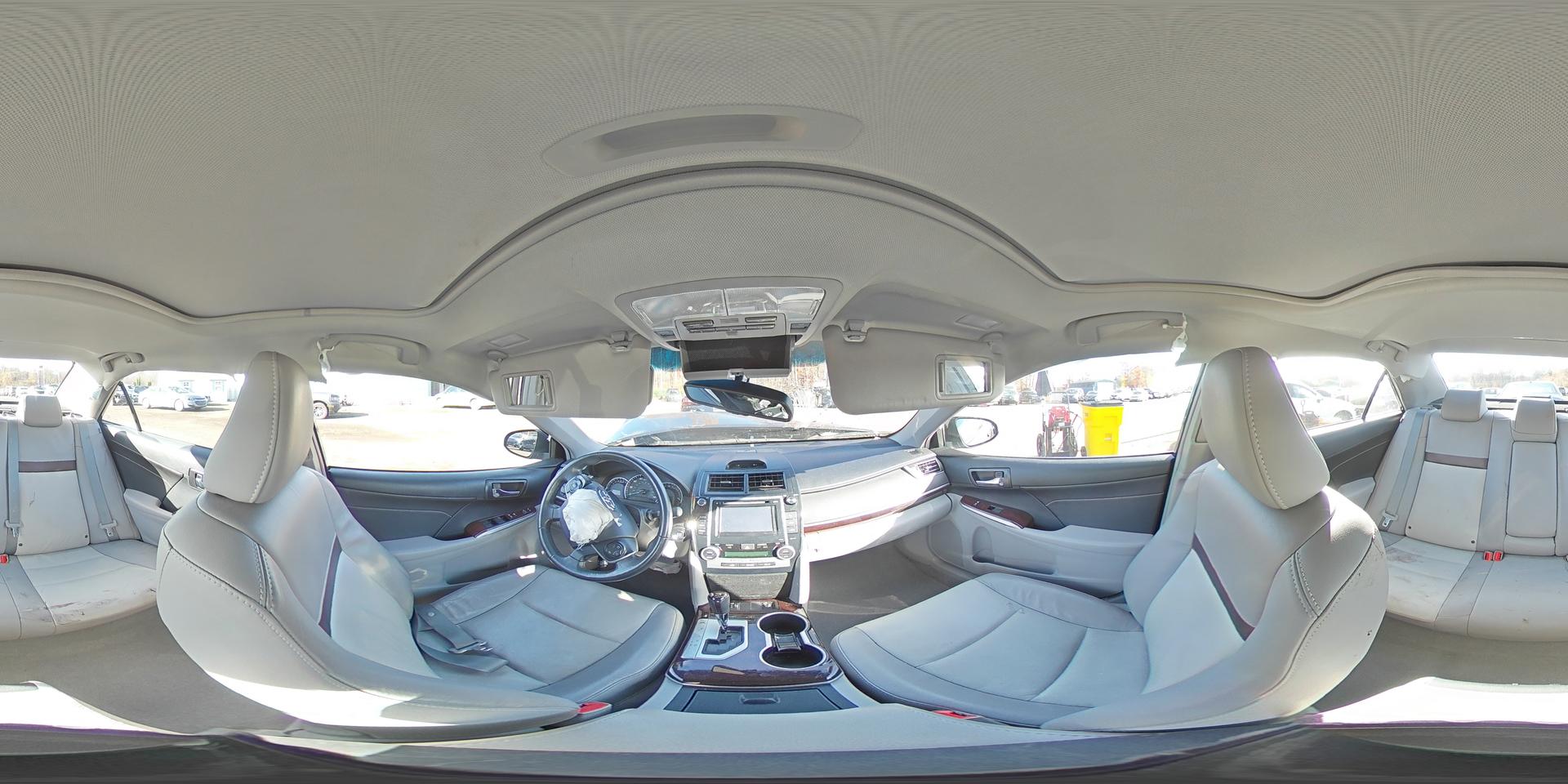 2014 TOYOTA CAMRY