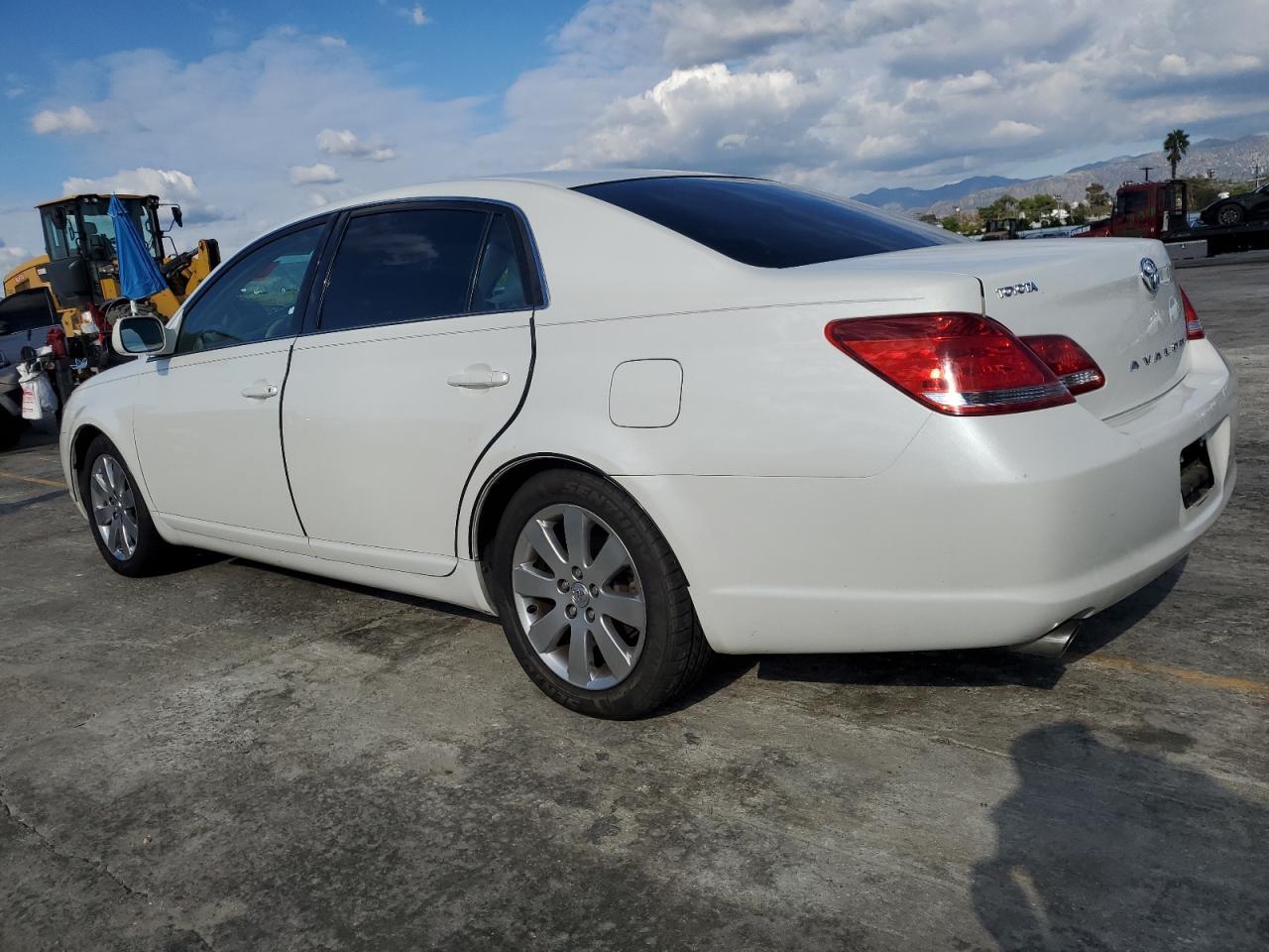 2006 TOYOTA Avalon