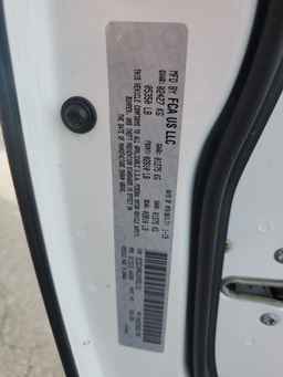 2019 CHRYSLER 300