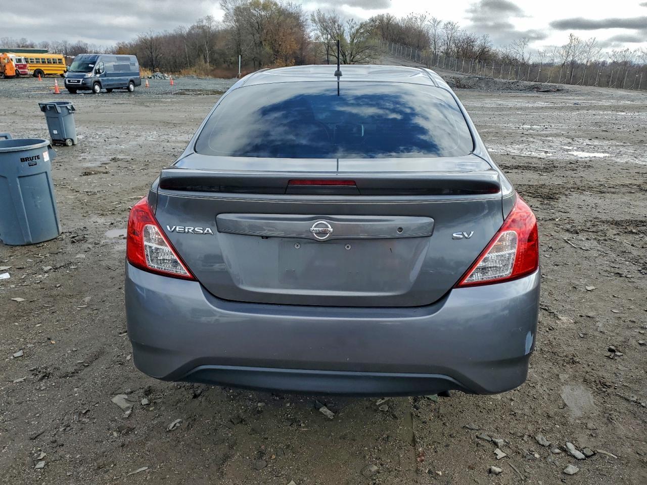 2019 NISSAN VERSA