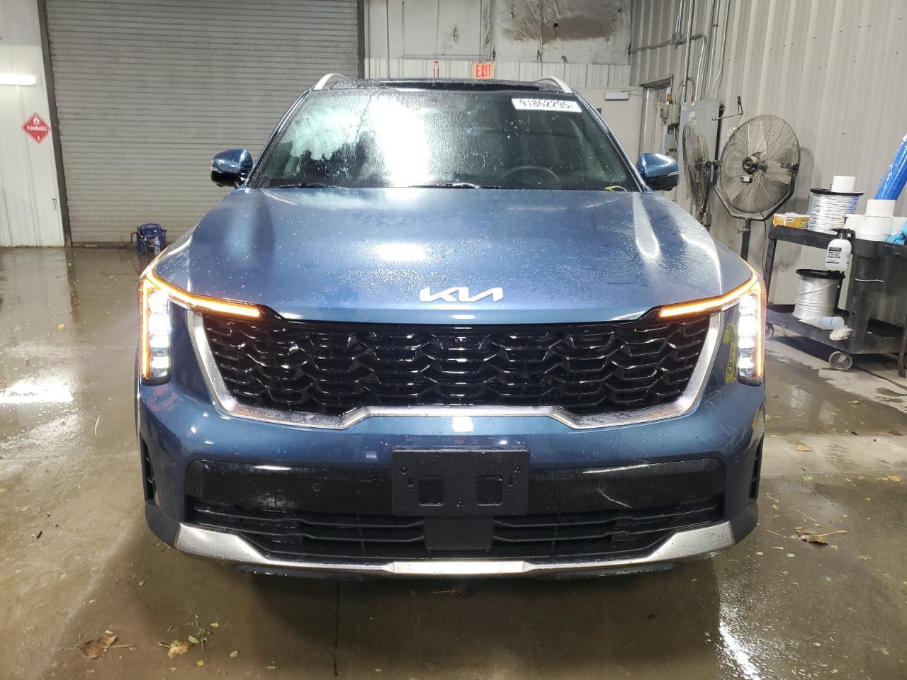 2025 KIA SORENTO