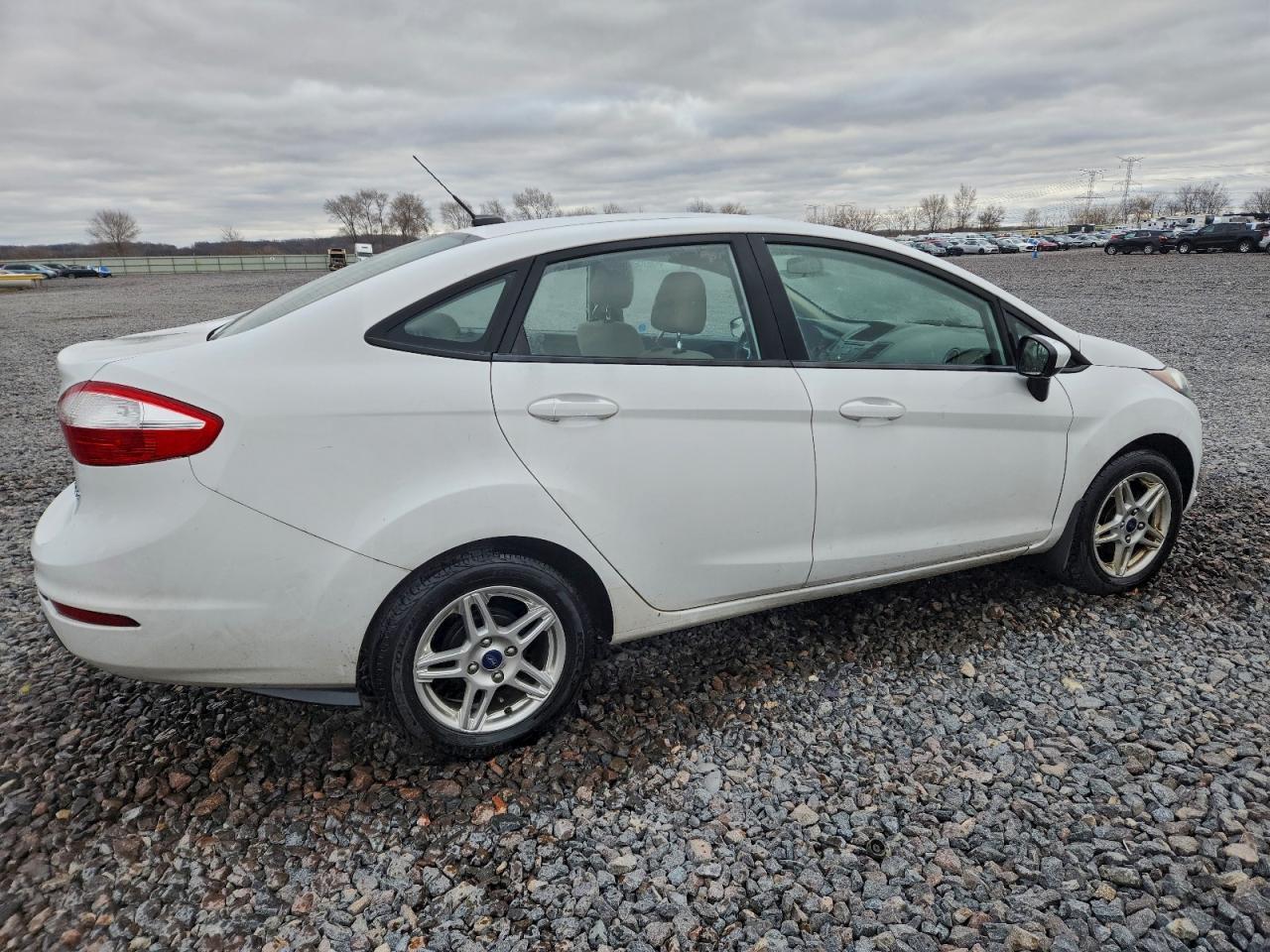 2017 FORD Fiesta