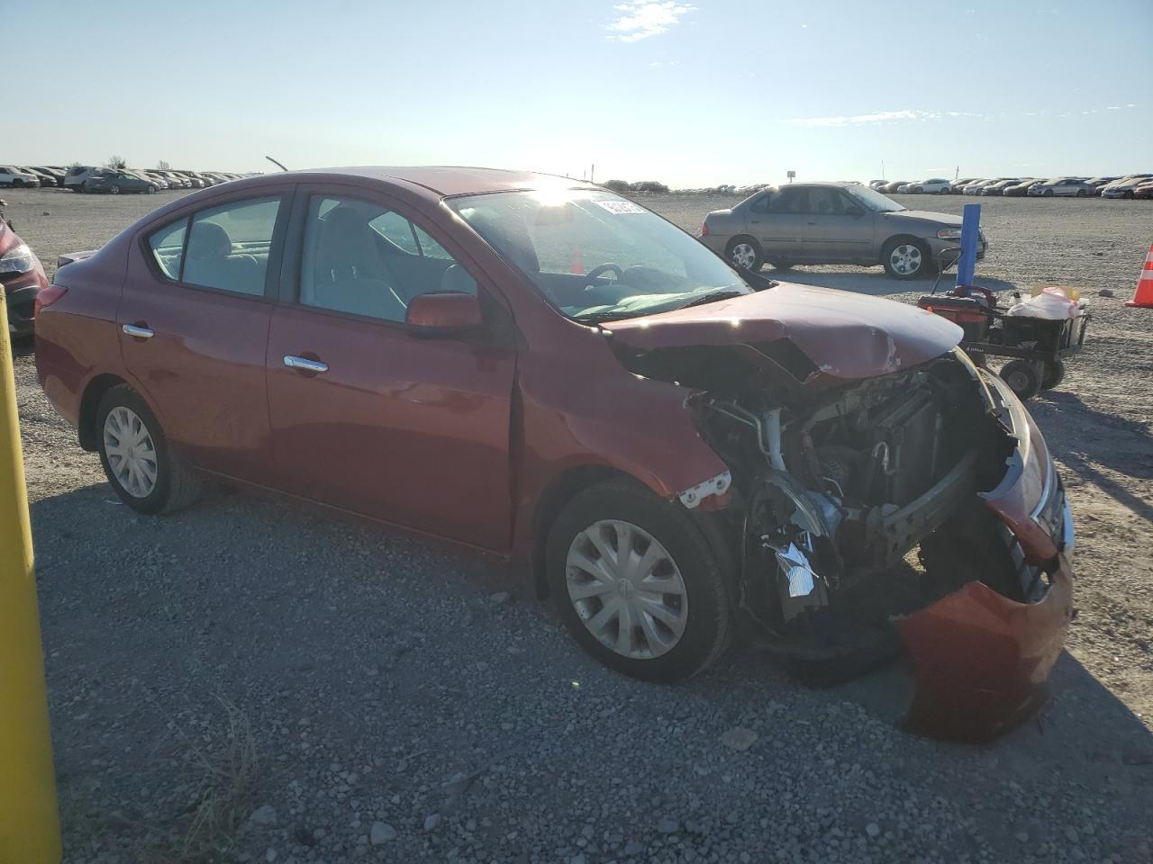 2013 NISSAN VERSA