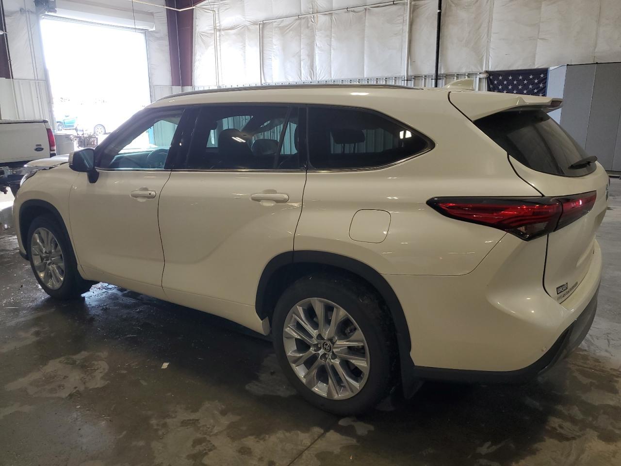2020 TOYOTA HIGHLANDER