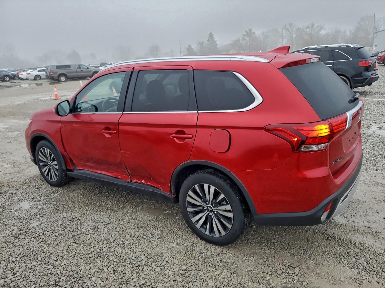 2019 MITSUBISHI outlander