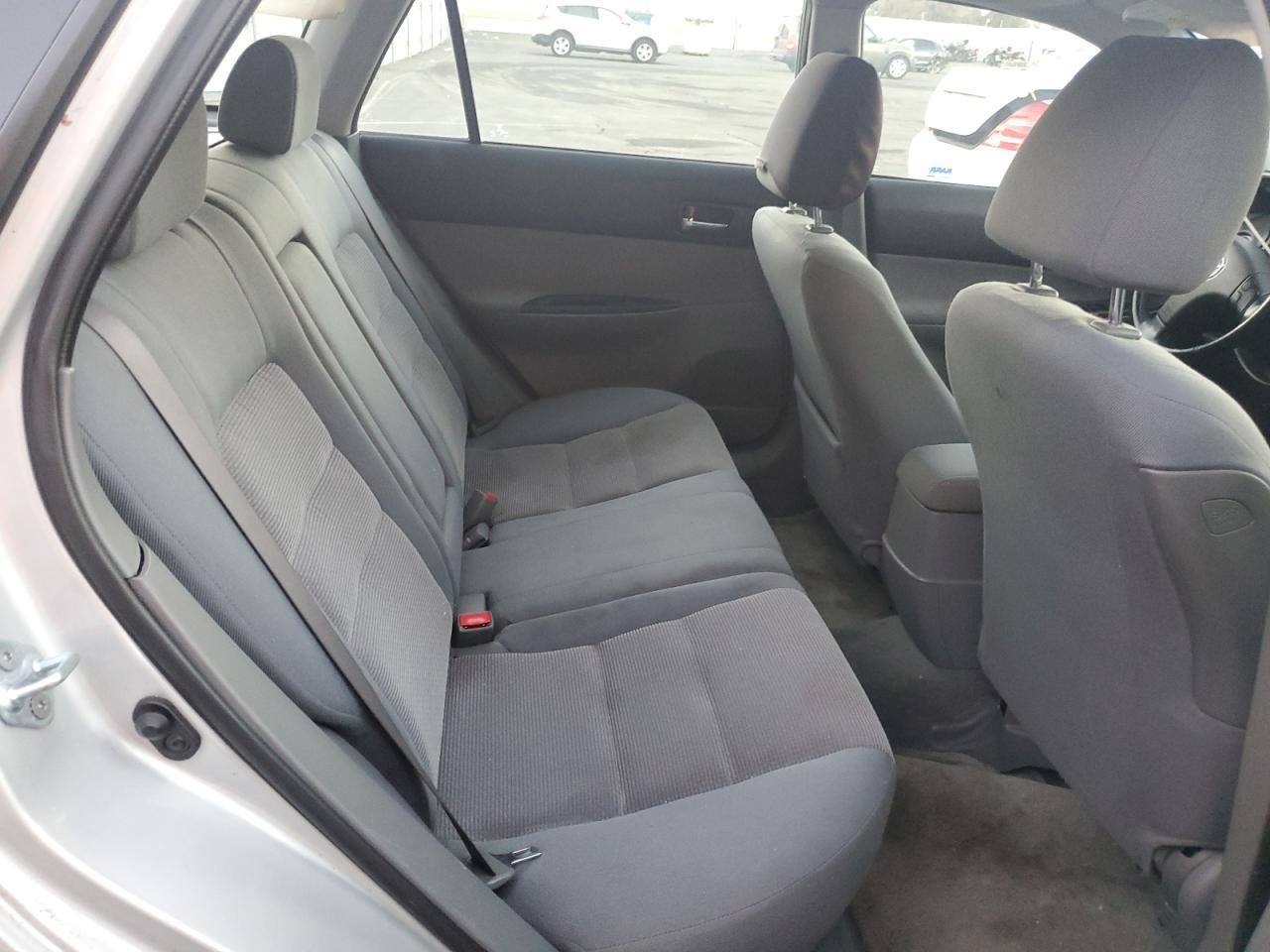 2005 MAZDA 6
