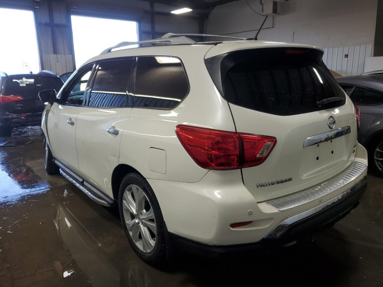 2018 NISSAN PATHFINDER
