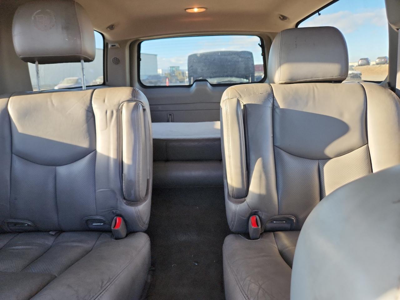 2005 CADILLAC Escalade ESV
